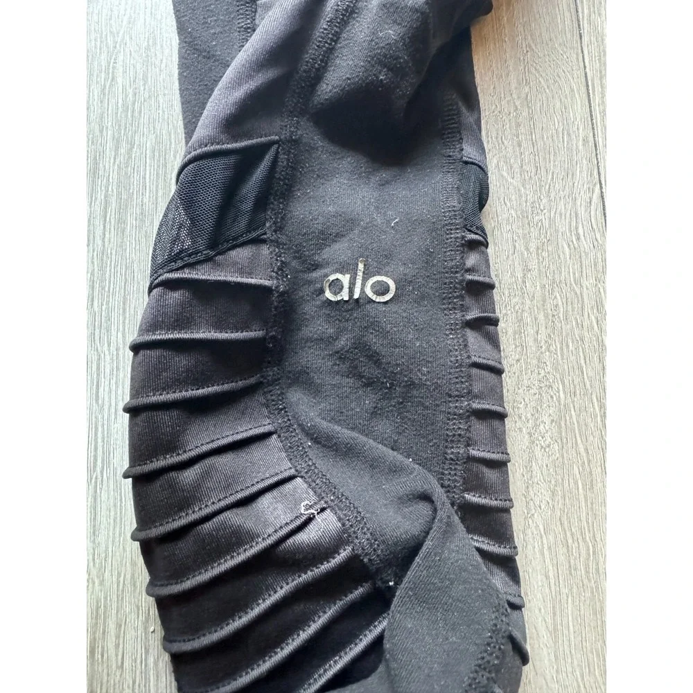 Alo Yoga Moto Leggings Black Ribbed Quilted Mesh Performance S Athletic W5494R